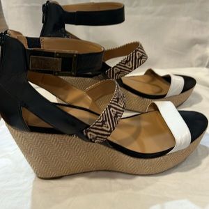 Nine West Enlighten Wedge Sandals, Black Multi, Size 10M Worn Gently